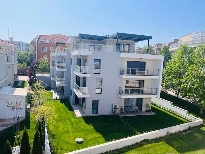 Sunny Garden Deluxe Διαμέρισμα Μπουργκάς